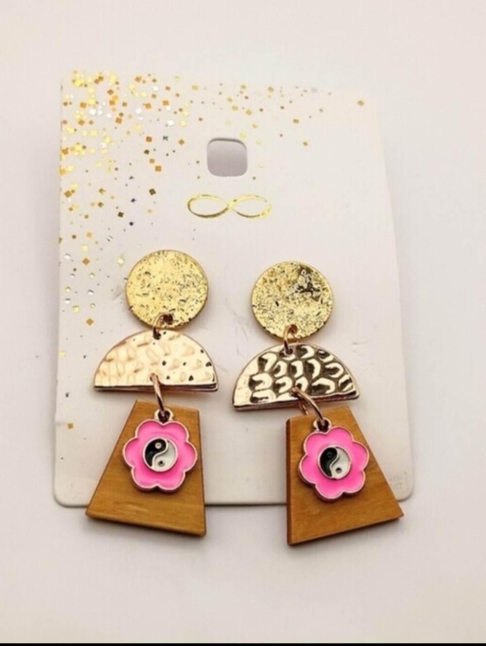 Source Unknown Gold-Tone Drop Earrings with Pink Flower - Picture 2 of 3